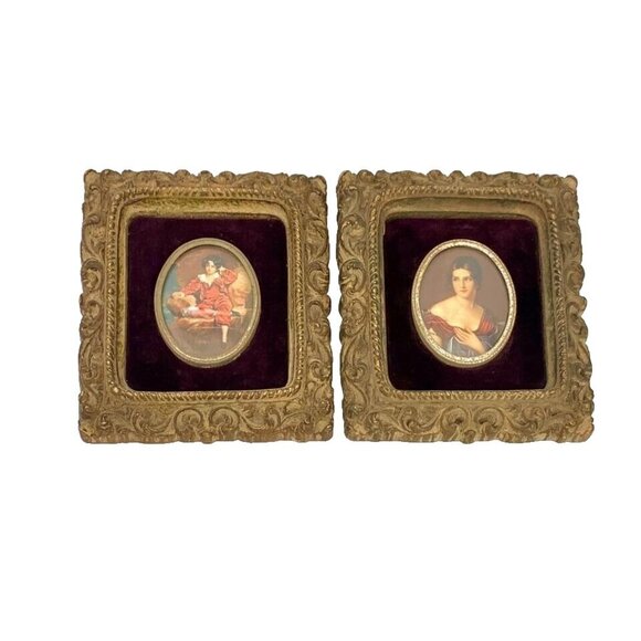 Print Antique Pair Victorian Style in Ornate Design Frame & Velvet